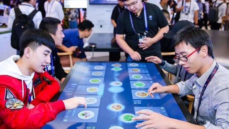 百年老店的“无人餐厅”诞生后,海底捞正筹重金杀入?